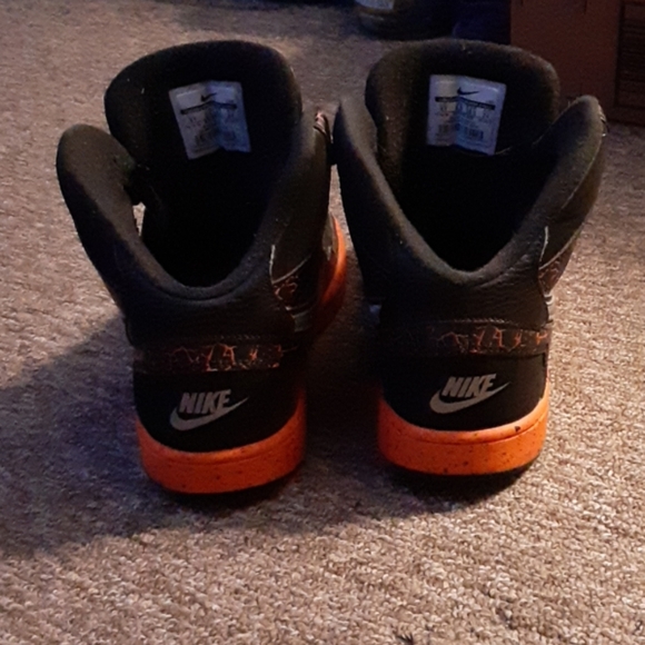 Nike air forces - Picture 2 of 3